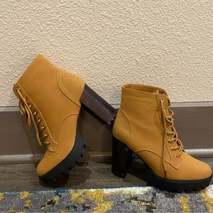Wheat Platform Bootie